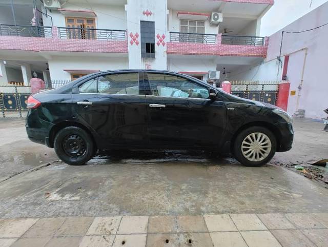 https://images10.gaadi.com/usedcar_image/3606658/original/processed_6bd57d42-0836-4525-91b1-4becae81bdca.jpg?imwidth=6401