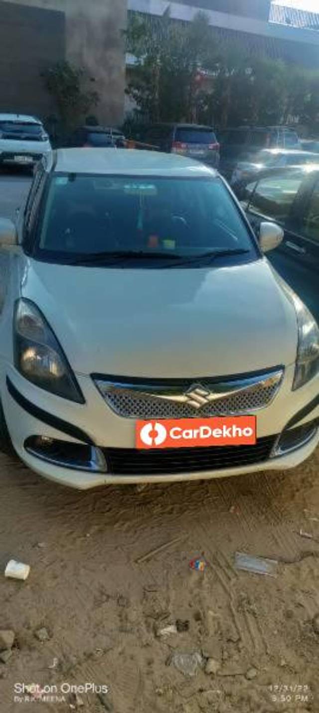 https://images10.gaadi.com/usedcar_image/3606758/original/processed_ee299e8a-647d-420d-b479-2f796b95f419.jpg?imwidth=6400