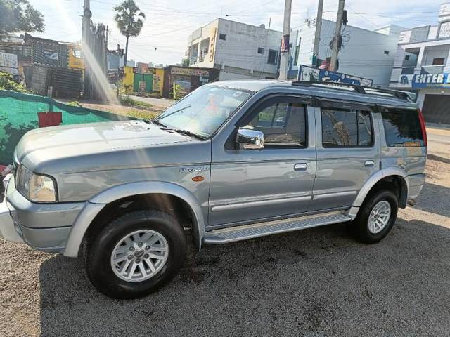 https://images10.gaadi.com/usedcar_image/3606887/original/processed_0bc53fb0-63f7-42fe-959f-2374812e0a3e.jpg?imwidth=6400