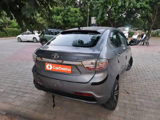 https://images10.gaadi.com/usedcar_image/3606934/original/processed_fecdc8f0-2c43-4fe2-903f-d4135b5a6d3e.jpg?imwidth=6400