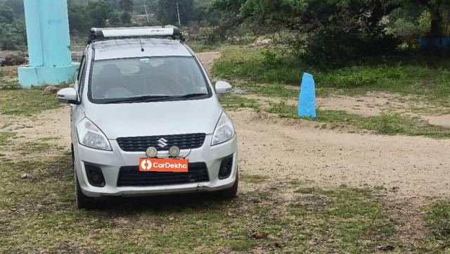 https://images10.gaadi.com/usedcar_image/3606996/original/processed_7c49fdde-0878-4e99-8cd7-16ebb0b019fc.jpg?imwidth=6400