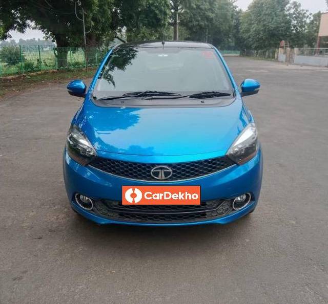 https://images10.gaadi.com/usedcar_image/3607331/original/processed_0a6fbab2-0462-4b96-94df-e82caa7b513f.jpg?imwidth=6400