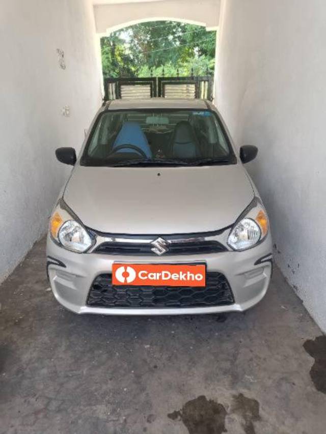 https://images10.gaadi.com/usedcar_image/3607532/original/processed_03e9c7fb-9f07-45e2-b72f-2a737df05980.jpg?imwidth=6400