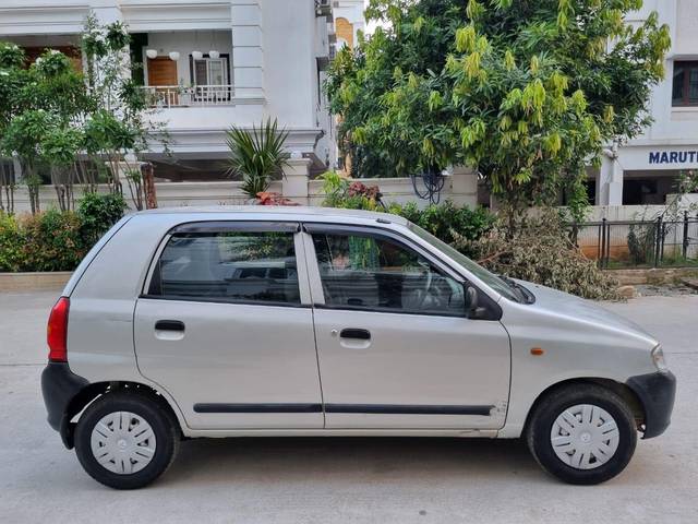 https://images10.gaadi.com/usedcar_image/3607665/original/processed_img2885093__used_car_2885093_1696581016.jpg?imwidth=6401