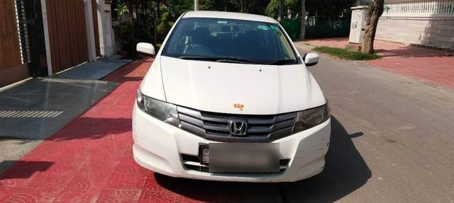 https://images10.gaadi.com/usedcar_image/3607886/original/29__VCC_1796827_94_1695980077.jpg?imwidth=6400