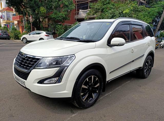 https://images10.gaadi.com/usedcar_image/3608249/original/processed_img2885445__usedcar_img20231006123651_113111696598820_1696598837.jpg?imwidth=6402