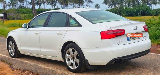 https://images10.gaadi.com/usedcar_image/3608540/original/processed_3d0ef762-dd5c-495b-ba65-43e743adab41.jpg?imwidth=6402
