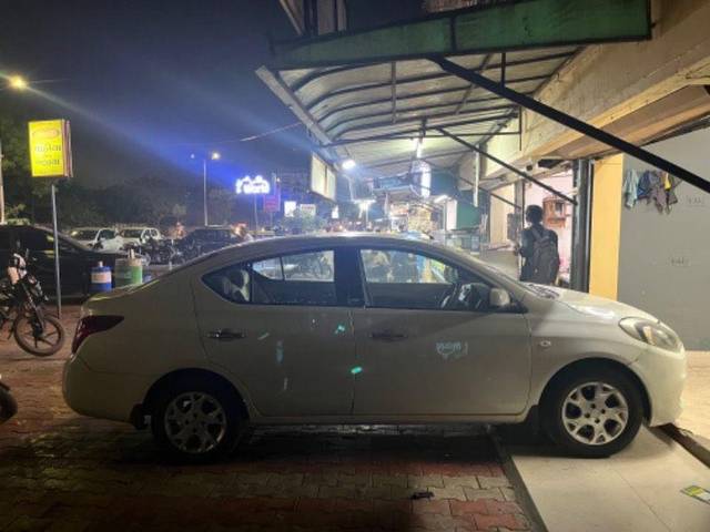 https://images10.gaadi.com/usedcar_image/3608565/original/processed_4f918adf-cee9-42e5-b5b7-d4f0a28b02f3.jpeg?imwidth=6401