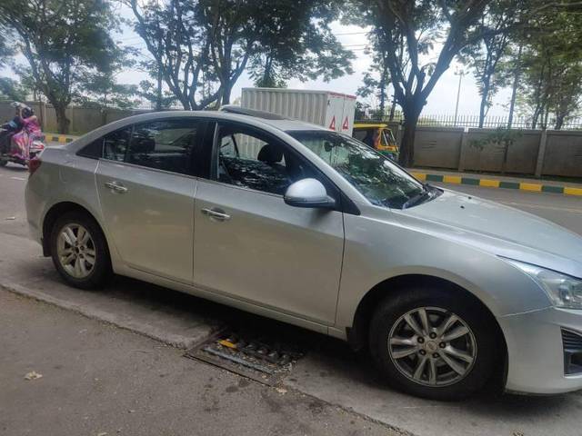 https://images10.gaadi.com/usedcar_image/3608577/original/processed_25910d35-0f51-4dc7-9818-5f51f2902cfd.jpeg?imwidth=6401