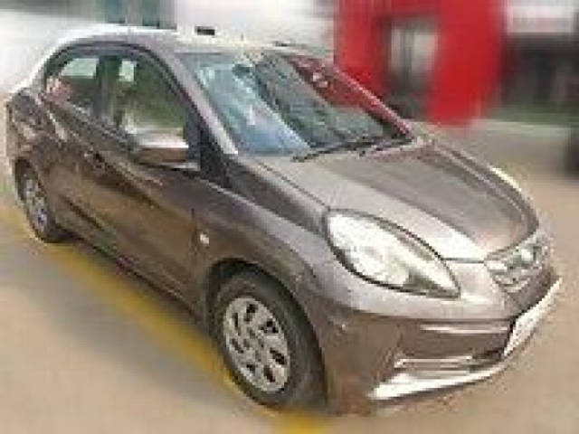 https://images10.gaadi.com/usedcar_image/3608751/original/20799__img3608751__replace_img_6520fc0cb2954_1696660492.png?imwidth=6400