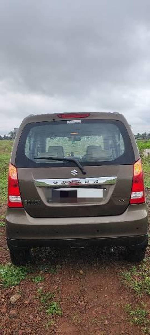 https://images10.gaadi.com/usedcar_image/3609014/original/processed_9c580afd-e54c-43d9-84ec-cdba32bb03b4.jpg?imwidth=6401