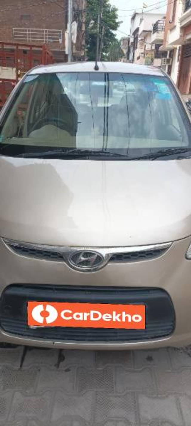 https://images10.gaadi.com/usedcar_image/3609094/original/processed_01595e95-9e19-455e-8504-f9a6c4889a54.jpg?imwidth=6400