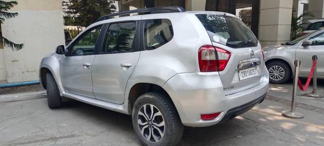 https://images10.gaadi.com/usedcar_image/3609135/original/processed_30fb8f6e-aa52-4e76-b75d-b88155f40866.jpg?imwidth=6402