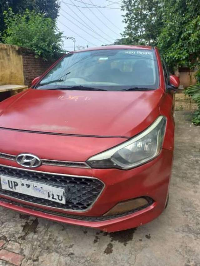 https://images10.gaadi.com/usedcar_image/3609155/original/processed_2d95b1e8-8410-4e27-a3b6-b1176cce32bd.jpg?imwidth=6402