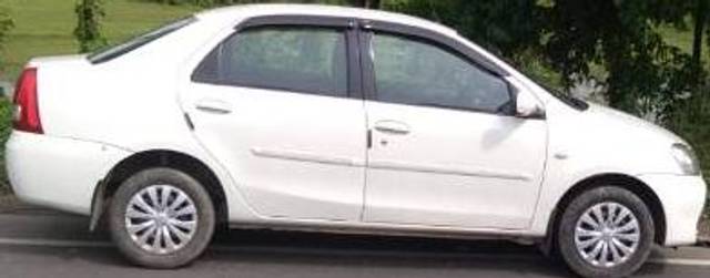 https://images10.gaadi.com/usedcar_image/3609208/original/processed_a7fc1ac9-50ec-4e2d-a239-ca4666e61322.jpeg?imwidth=6401