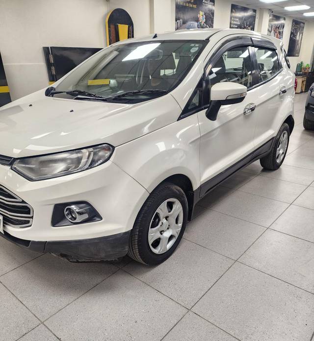 https://images10.gaadi.com/usedcar_image/3609264/original/processed_img2885838__used_car_2885838_1696669459.jpg?imwidth=6402