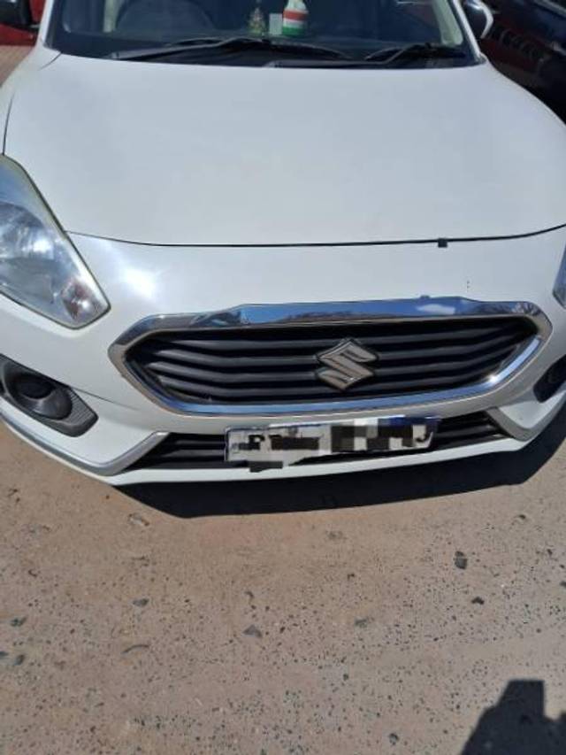 https://images10.gaadi.com/usedcar_image/3609471/original/processed_99559699-8b7a-4610-8766-780298353275.jpg?imwidth=6400
