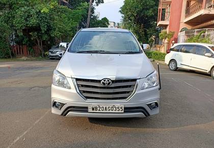 Toyota Innova 2.5 GX (Diesel) 8 Seater BS IV Toyota Innova 2.5 GX (Diesel) 8 Seater BS IV