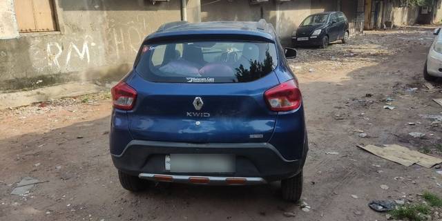 https://images10.gaadi.com/usedcar_image/3609579/original/30__VCC_1797329_96_1696071650.jpg?imwidth=6402