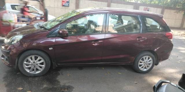 https://images10.gaadi.com/usedcar_image/3609580/original/30__VCC_IMG_1696068063370_1797321_95_1696068355.jpg?imwidth=6402