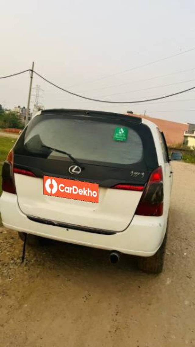 https://images10.gaadi.com/usedcar_image/3609737/original/processed_65e4ac36-c3f4-4531-8100-2086aac94869.jpg?imwidth=6401