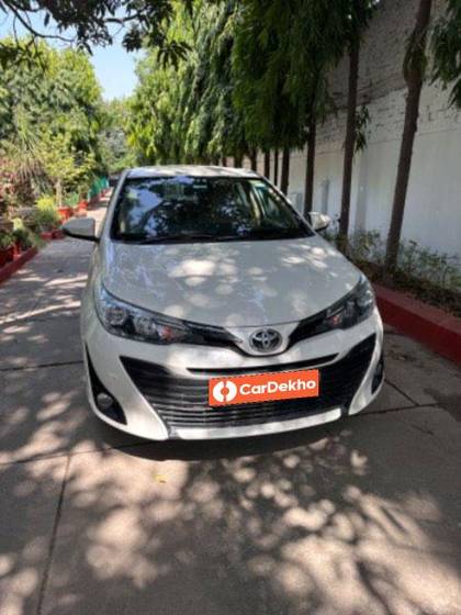 Toyota Yaris V CVT BSIV Toyota Yaris V CVT BSIV