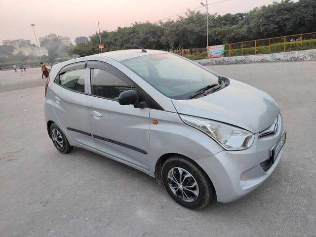https://images10.gaadi.com/usedcar_image/3610188/original/processed_0041ae05-9284-459c-aa88-3554fe7fb477.jpg?imwidth=6400