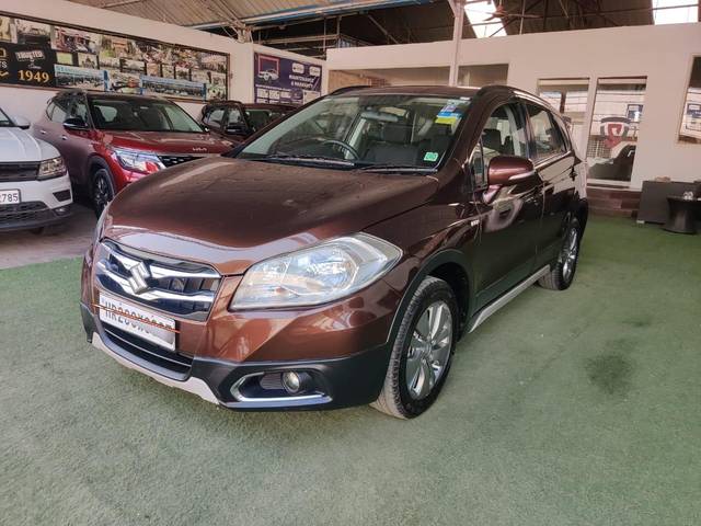 https://images10.gaadi.com/usedcar_image/3610330/original/processed_img2886297__used_car_2886297_1697886663.jpg?imwidth=6402