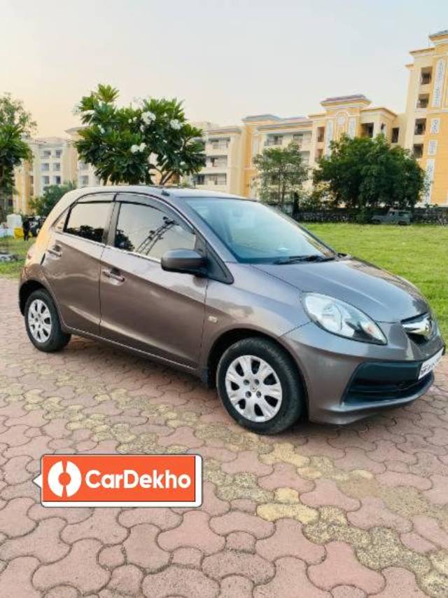 https://images10.gaadi.com/usedcar_image/3610440/original/processed_4d92915a-66d8-43b1-86df-0bd6ee5ce93e.jpg?imwidth=6401