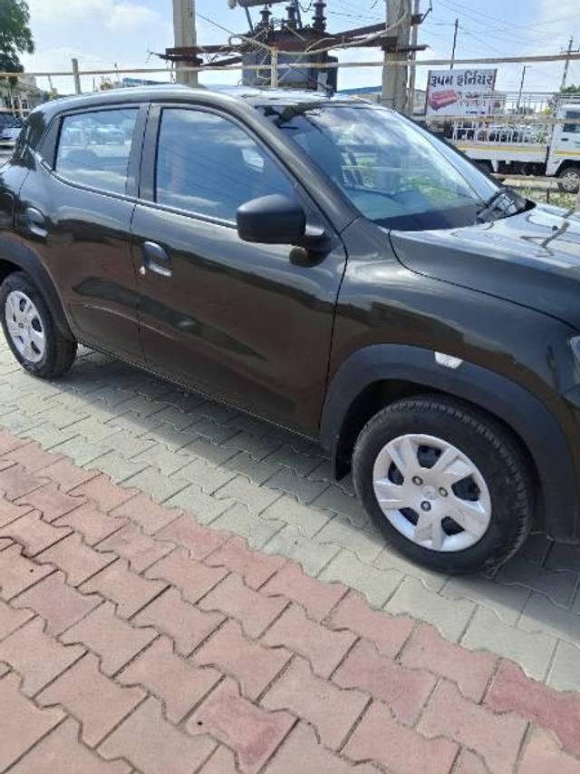 https://images10.gaadi.com/usedcar_image/3610465/original/processed_9d13ea2c-0b17-4a44-b9c2-1cce2dd3b217.jpg?imwidth=6400