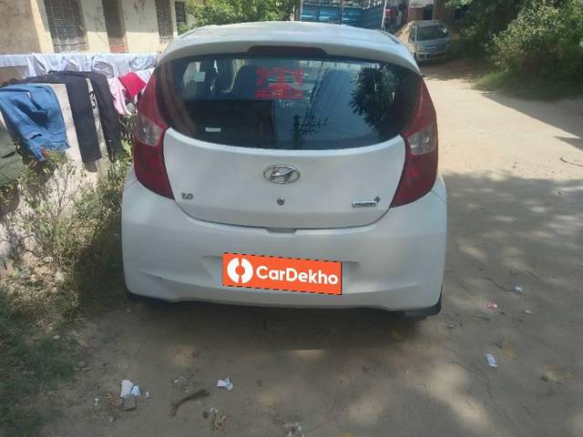 https://images10.gaadi.com/usedcar_image/3610521/original/processed_a1062408-7131-4358-811f-54ba1b6c5fc6.jpg?imwidth=6402