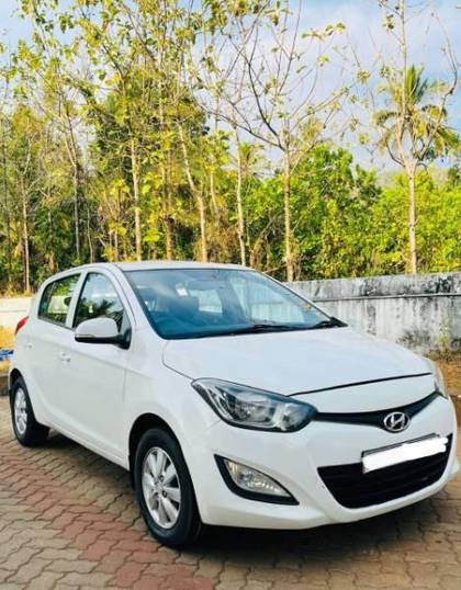 Hyundai i20 1.4 CRDi Sportz Hyundai i20 1.4 CRDi Sportz