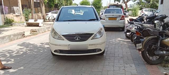 https://images10.gaadi.com/usedcar_image/3610718/original/01__VCC_1797557_94_1696146576.jpg?imwidth=6400