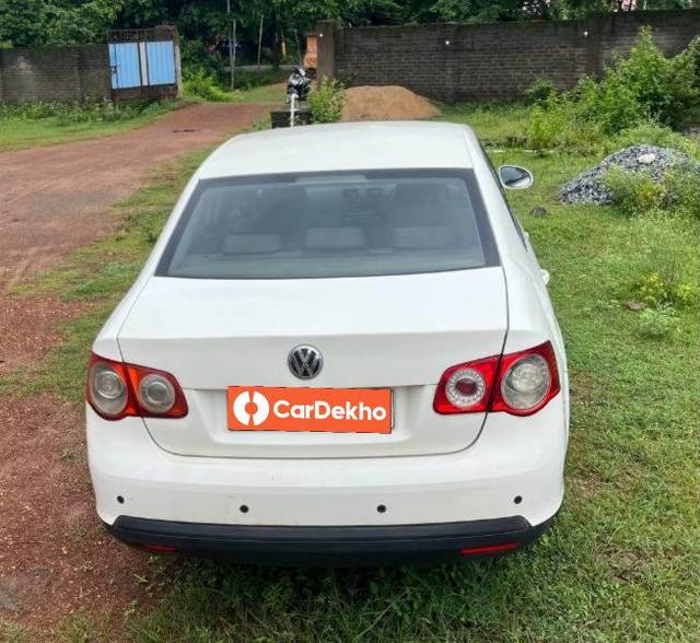 https://images10.gaadi.com/usedcar_image/3610762/original/processed_eb4d84d7-717d-40be-bd75-dfc135bcccd8.jpg?imwidth=6401