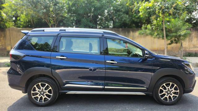 https://images10.gaadi.com/usedcar_image/3610834/original/processed_img2886481__used_car_2886481_1696758521.jpg?imwidth=6401