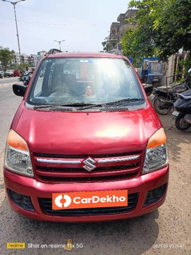 https://images10.gaadi.com/usedcar_image/3610864/original/processed_c3c89cdb-0bad-429e-b150-b2e3668c33f3.jpg?imwidth=6400