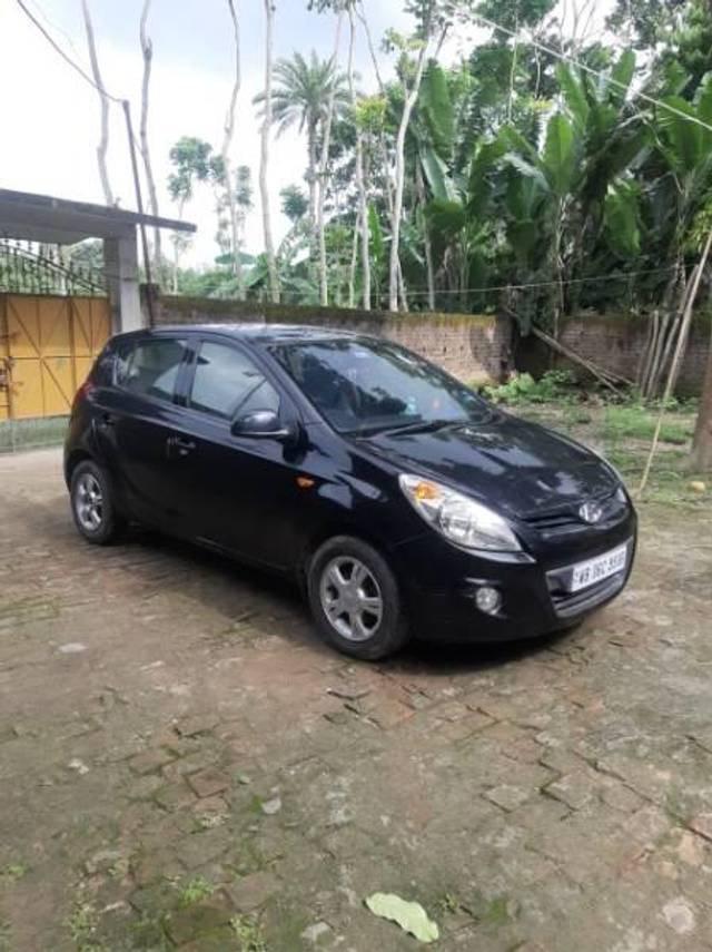 https://images10.gaadi.com/usedcar_image/3611238/original/processed_83174398-a733-4932-9aaa-e7c5e5a7fc50.jpg?imwidth=6400