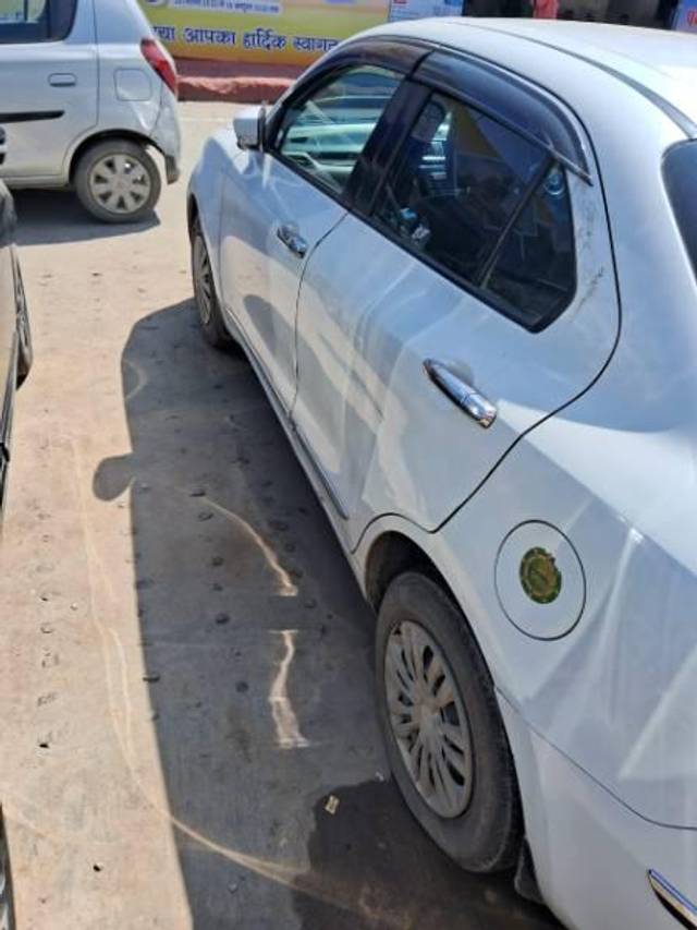 https://images10.gaadi.com/usedcar_image/3611624/original/processed_21d1fe71-5c89-4a87-8322-66be62acb4e5.jpg?imwidth=6402