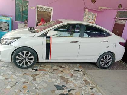 Hyundai Verna 1.6 CRDI Hyundai Verna 1.6 CRDI