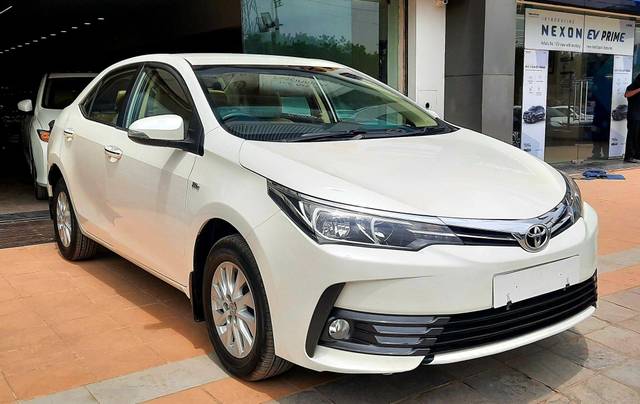 https://images10.gaadi.com/usedcar_image/3611736/original/processed_img2886694__used_car_2886694_1696831675.jpg?imwidth=6400