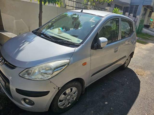 https://images10.gaadi.com/usedcar_image/3611740/original/processed_8904c5ad-9af2-4fc8-86c8-fc9ee14eef1c.jpg?imwidth=6400