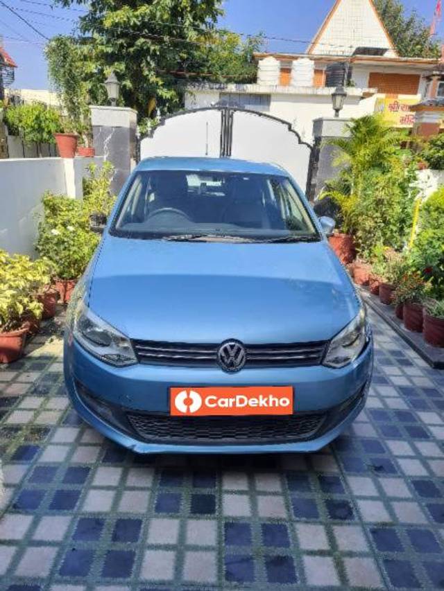 https://images10.gaadi.com/usedcar_image/3612245/original/processed_a1657020-f50d-4c31-8c49-2fd75200c6ab.jpg?imwidth=6400