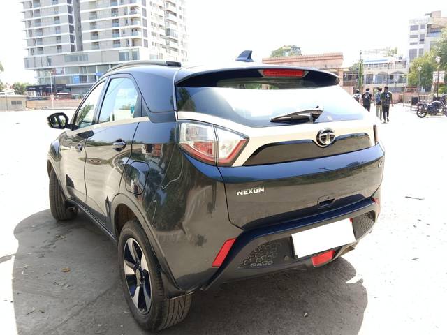 https://images10.gaadi.com/usedcar_image/3612353/original/processed_img2887054__used_car_2887054_1696848248.jpg?imwidth=6402