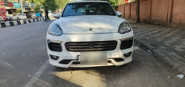 https://images10.gaadi.com/usedcar_image/3612567/original/02__VCC_1797879_94_1696248120.jpg?imwidth=6400