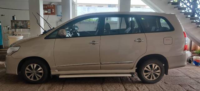 https://images10.gaadi.com/usedcar_image/3612728/original/processed_0984aef3-f344-40a9-9078-cb061b726e13.jpg?imwidth=6401