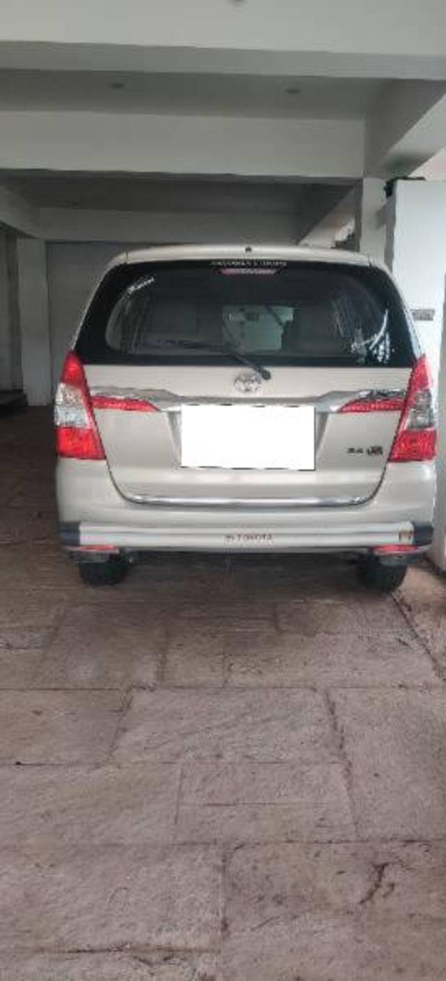 https://images10.gaadi.com/usedcar_image/3612728/original/processed_71c2aa53-2888-45a8-9da7-f0daf804142c.jpg?imwidth=6400
