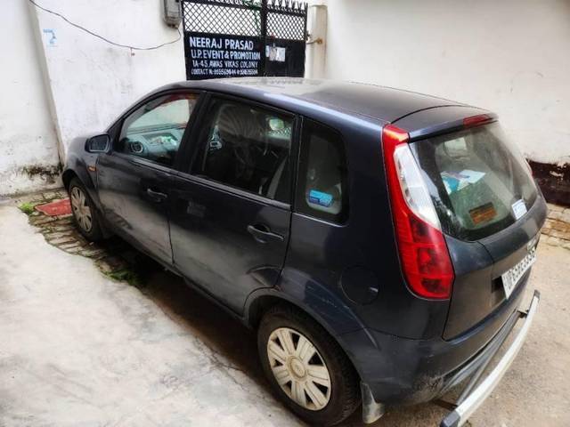https://images10.gaadi.com/usedcar_image/3612785/original/processed_855b7445-fca0-47c9-8a98-d0fc86222389.jpg?imwidth=6402