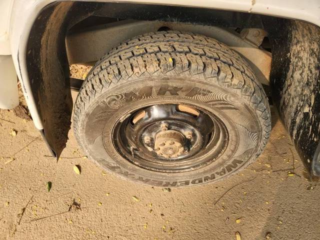 https://images10.gaadi.com/usedcar_image/3613037/original/processed_76948371-db3e-4f77-bf1b-8342e1b7edfc.jpg?imwidth=6402