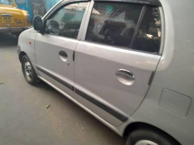 https://images10.gaadi.com/usedcar_image/3613082/original/processed_430920db-0411-4b31-8d5c-1320ce4960eb.jpg?imwidth=6402