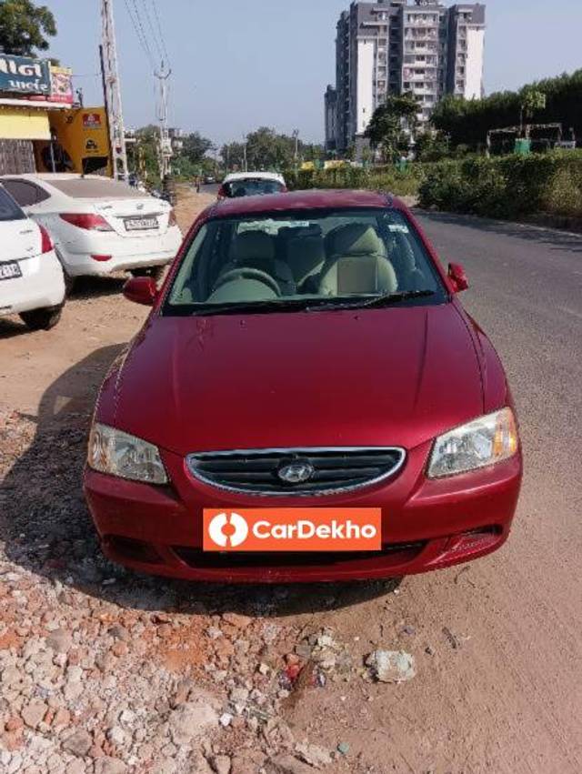 https://images10.gaadi.com/usedcar_image/3613088/original/processed_89b96f75-5d52-479a-9e08-13b937deaf4b.jpg?imwidth=6400